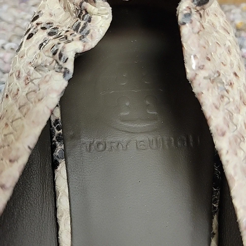 Tory Burch Women's Leather Ballet Flats Gold Accent Sz 8. NWOT balletcore office